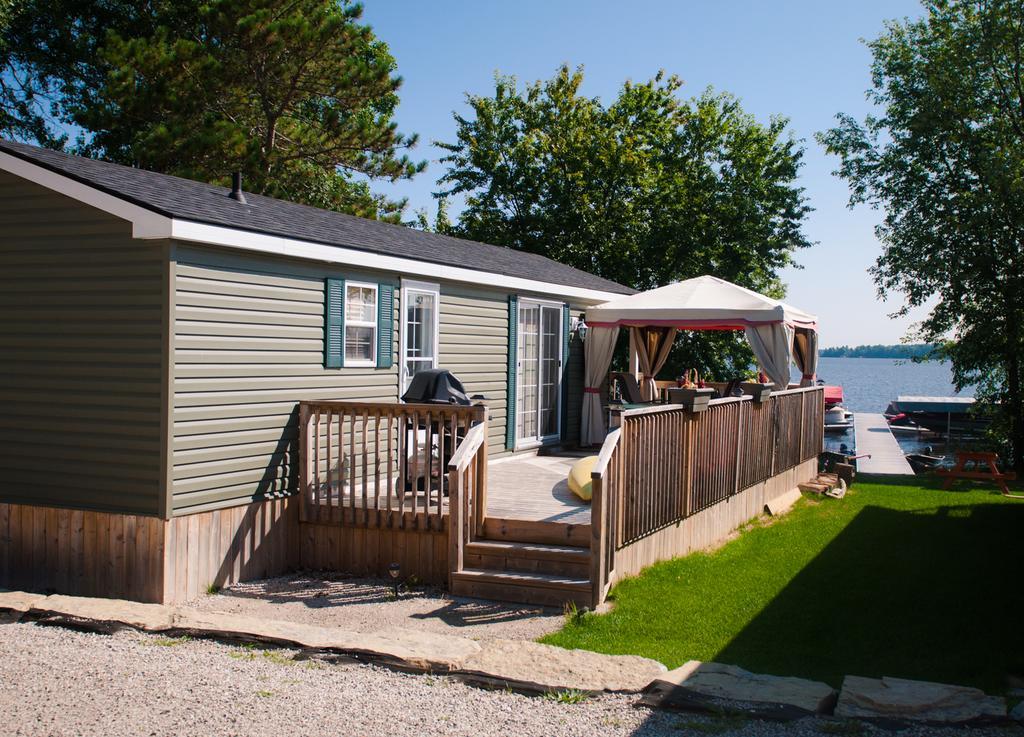 Mccreary'S Beach Resort Perth Eksteriør billede